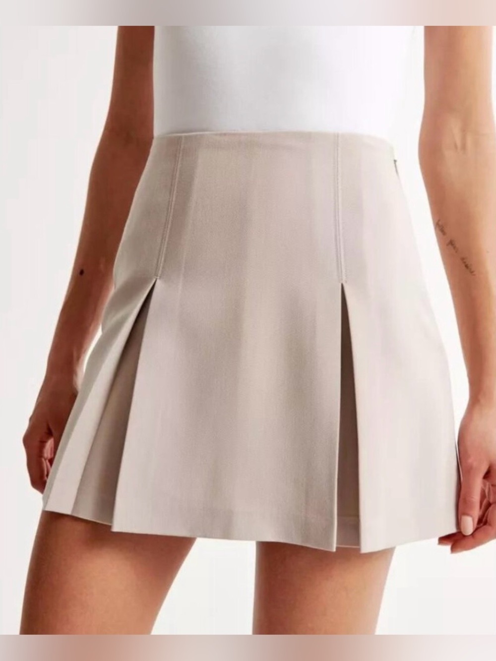 Abercrombie & Fitch Pleated Mini Skort